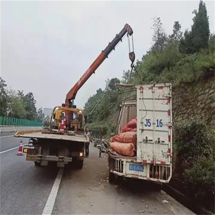 运粮湖管理区了解道路救援吊车费用的细节与影响因素