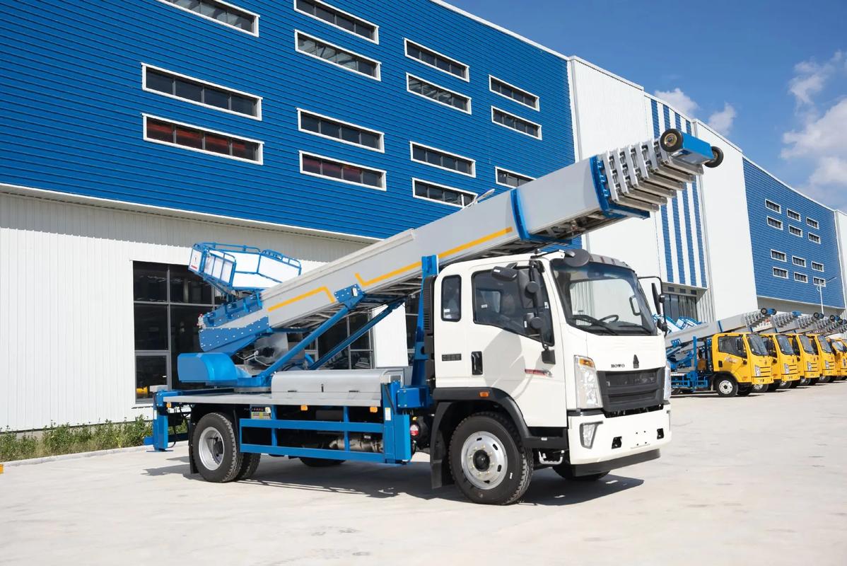 运粮湖管理区出租云梯车高空作业车 建筑垃圾搬运